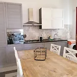 Casa Verdina, Nel Cuore Di